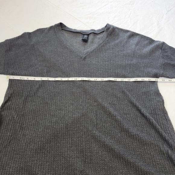 Lildy Size L/XL Solid Waffle Knit Tunic - Picture 7 of 10